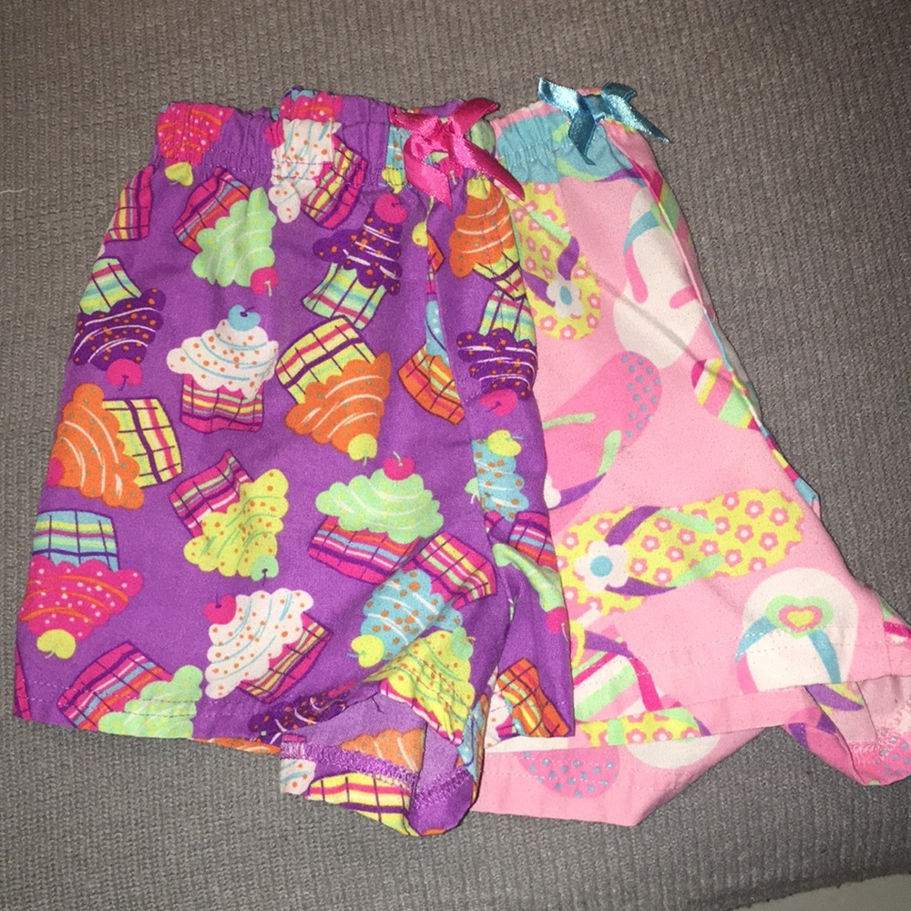 Children’s place- Girls 2pc pajama short set!